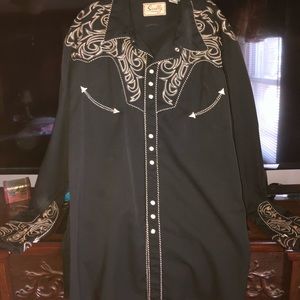 Men’s Western look dress shirt